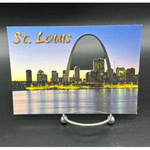 Carte postale St Louis Missouri Porte d'entrée vers l'arche ouest du fleuve Mississippi découpé
