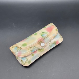Vintage Glasses Case Floral Padded Puffy Snap Original Paper
