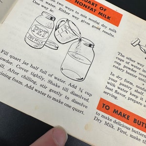 Livre de cuisine vintage livret promotionnel lait pour animaux de compagnie des années 1950 publicité recettes rétro cuisine image 8