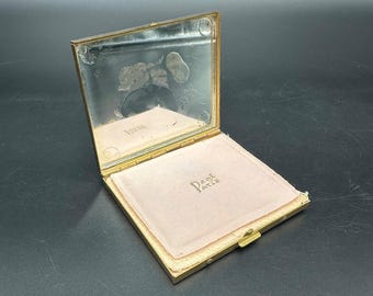 Vintage Peqi Paris Gold Tone Makeup Compact Mirror Retro Vanity Fashion Accessory