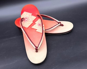 Vintage Japanese Geta Sandals Floral Red Gradient Mid Century Traditional Kimono
