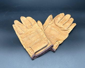 Guantes de conducir vintage de cuero marrón para mujer, talla mediana, accesorio de moda retro.