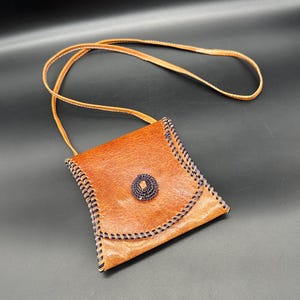 Brązowa skórzana torebka vintage crossbody bag czarna ścieg biczowy western boho ręcznie robione
