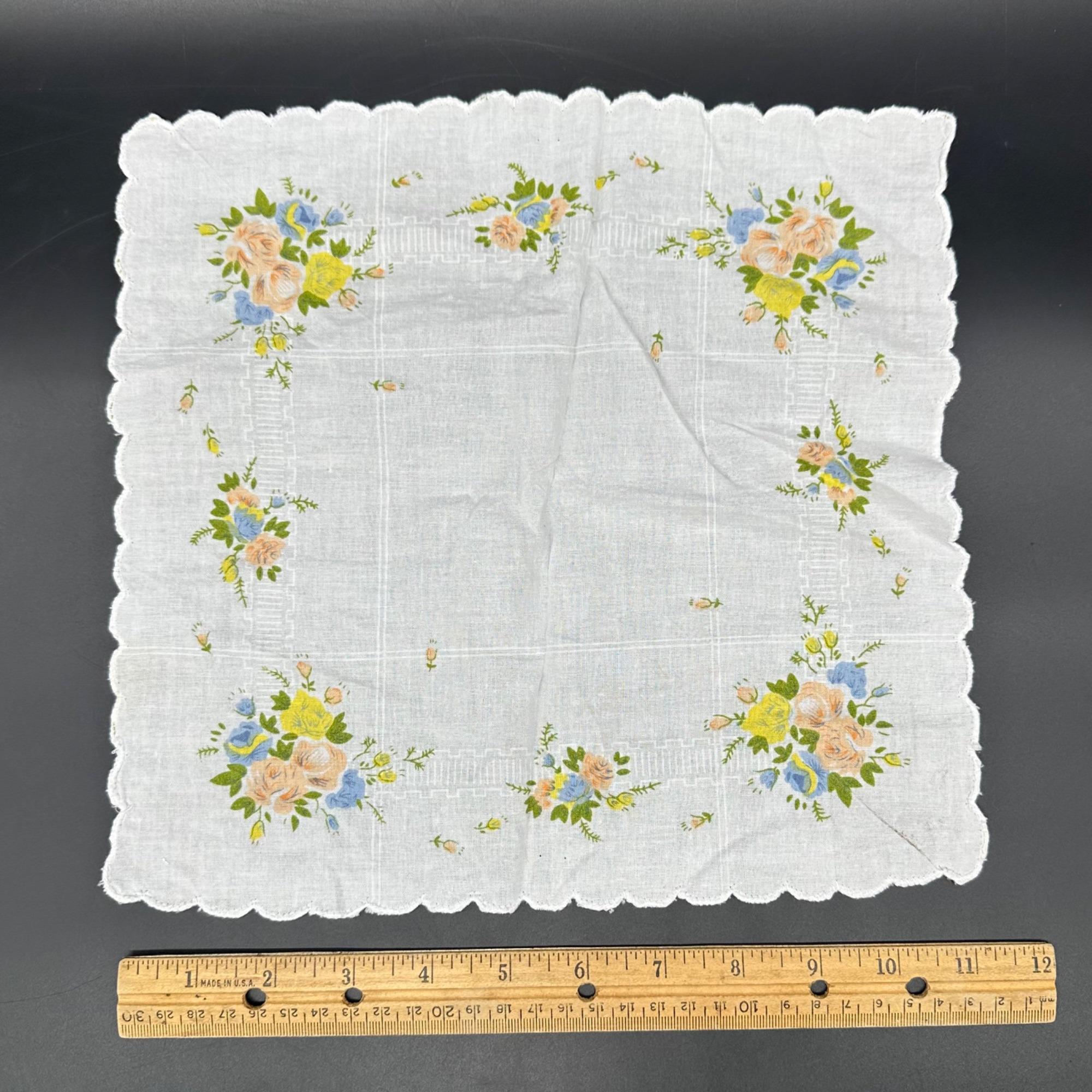 Mouchoir Vintage Pour Femme à Bord De Fleurs - Coton, Motif Floral Multicolore - Occasion