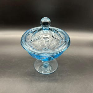 Vintage Candy Dish Pedestal Glass Bowl Lid Ice Blue Retro Winter Decor Flower