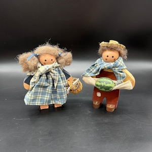 artisan made Lizzy High Wooden Dolls 2 Pieces Multi