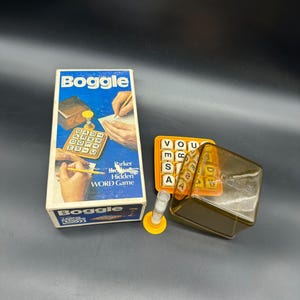 Vintage Boggle Hidden Word Game 1976 Parker Brothers Family Fun No Instructions