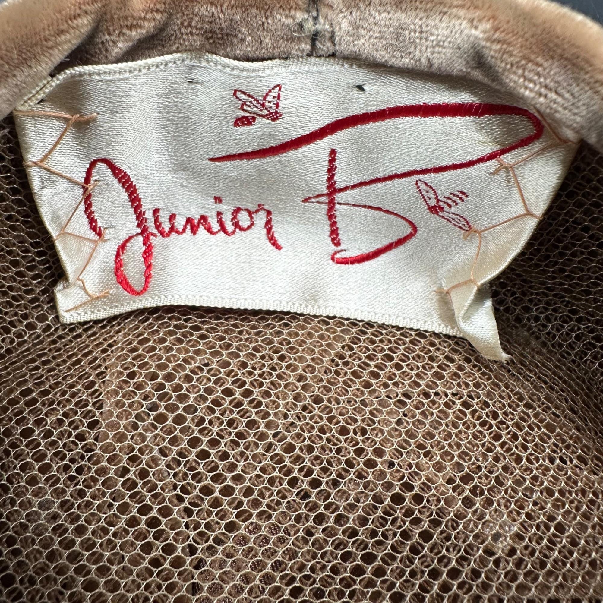 Vintage Pillbox Hat Bow Brown Velvet Junior B Retro Turban Style Mid Century Vintage Light Brown Velvet 50 main image 3