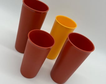 Vintage Tupperware Tumblers Plastmuggar Tegel Orange Gul Harvest Gold 1970-tal