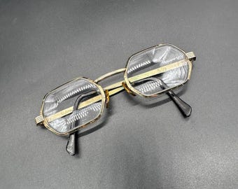 Monturas de gafas vintage SOLAMENTE Tono dorado Octogonal Victory USA 5 1/2 LEER