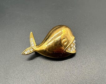Vintage Brooch Pin Gold Tone Whale Rhinestones Kitschy Fish Smile Nautical Beach