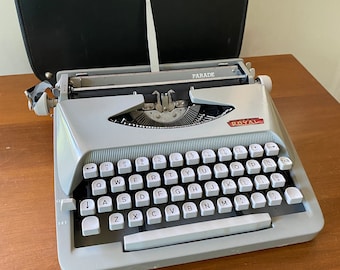 1937年製モナーク パイオニア タイプライター（ハードケース付き