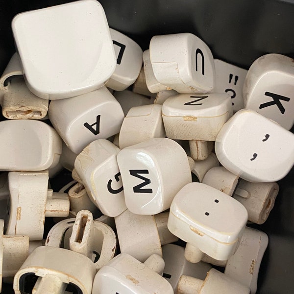 Plastic White Typewriter Keys - Your Choice - 1979s Olivetti Typewriter