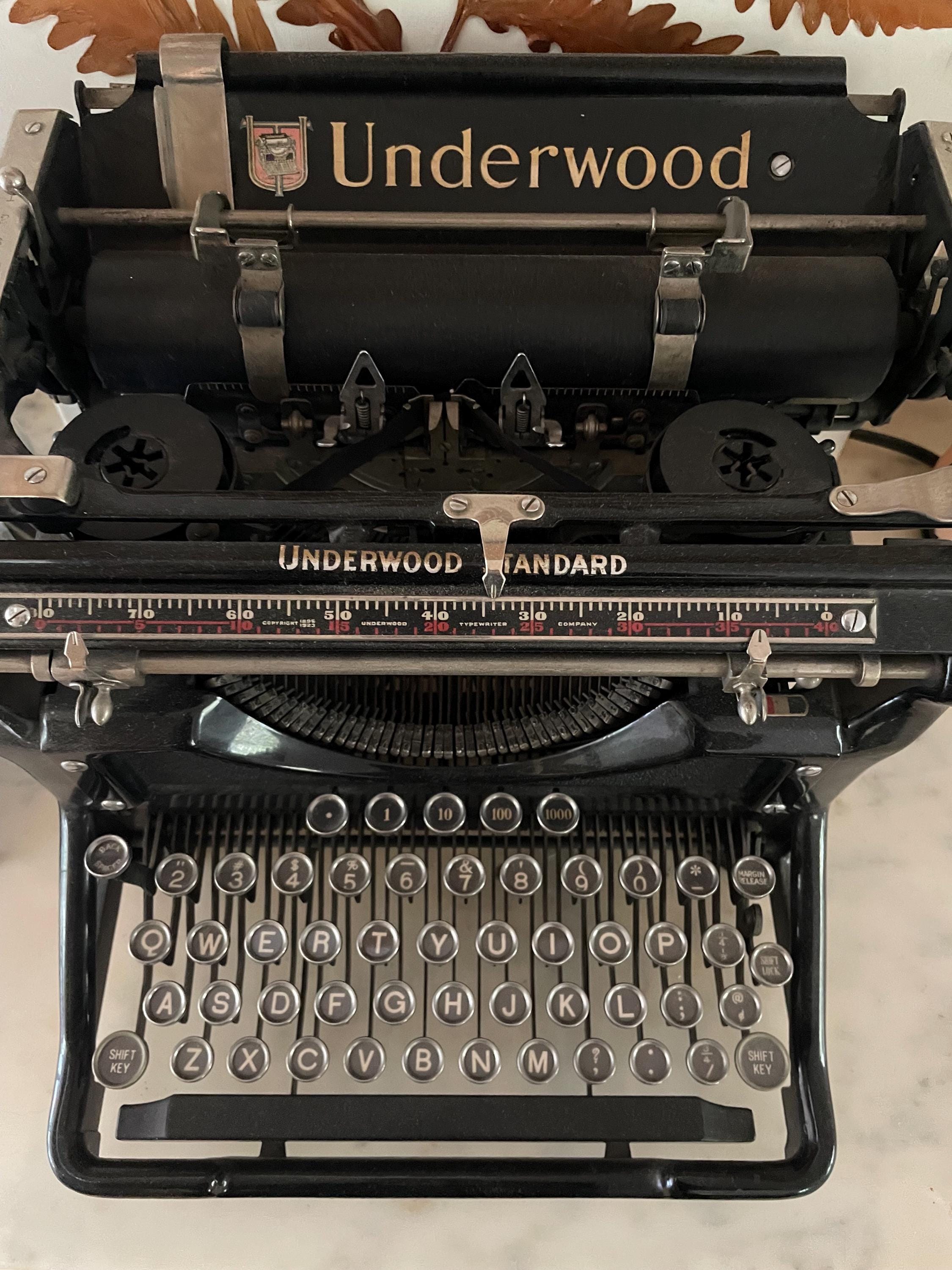 1933年製アンティーク アンダーウッド タイプライター - Etsy 日本