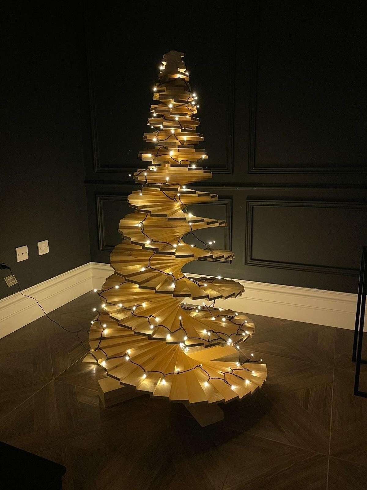 Árbol de Navidad de madera con diseño en espiral sostenible - Etsy España