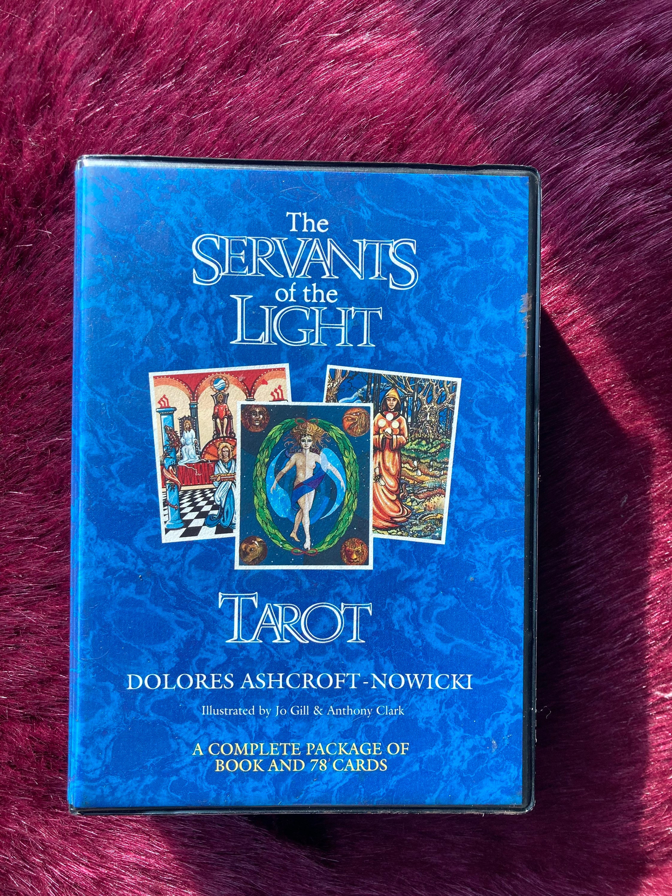The SERVANTS of the LIGHT TAROT 【公式通販】 The SERVANTS of the LIGHT TAROT 【公式通販】