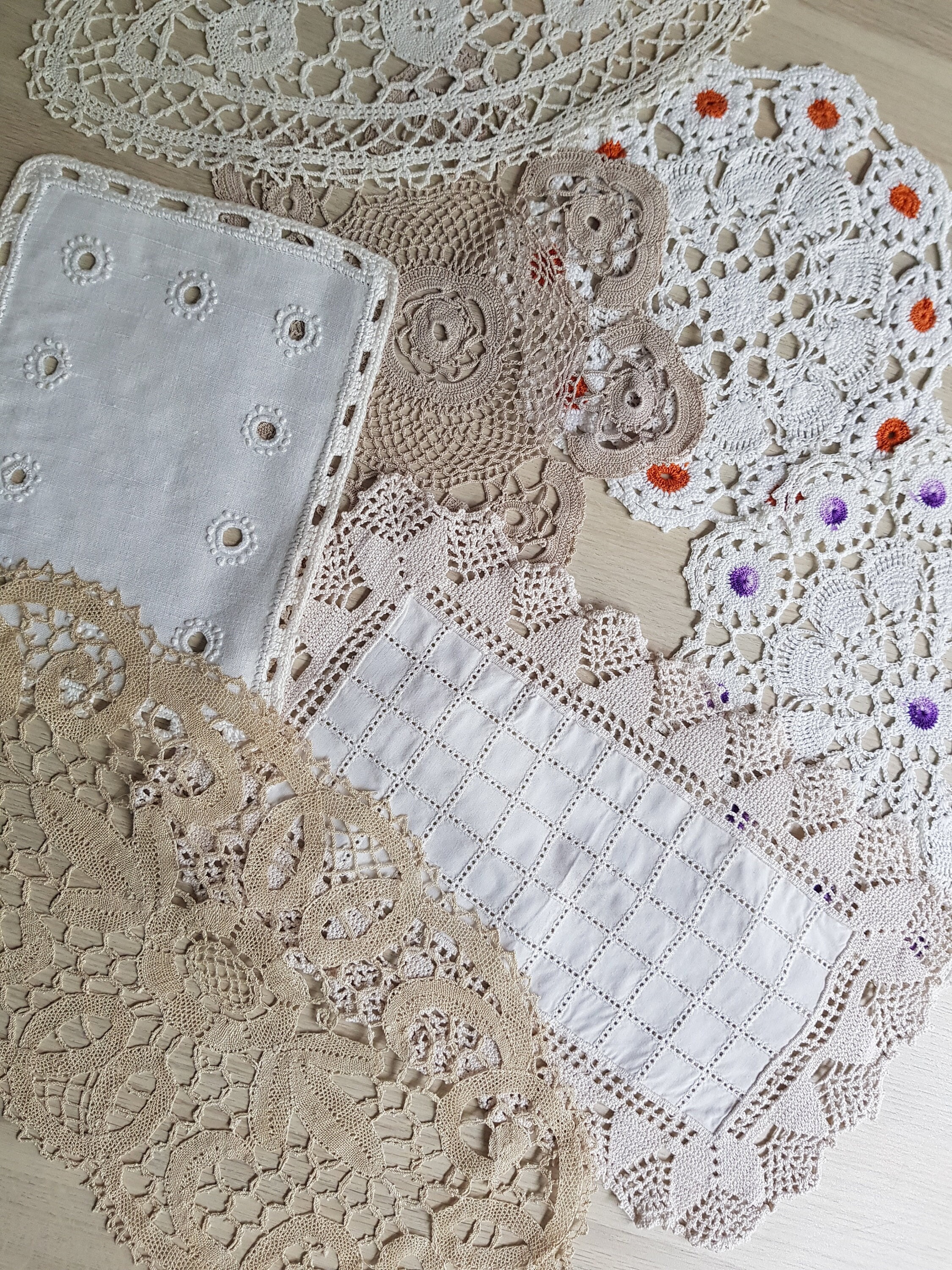 Napperons Vintage Lin Dentelle ou Crochet