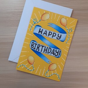 Cartão de feliz aniversário feito à mão (amarelo)