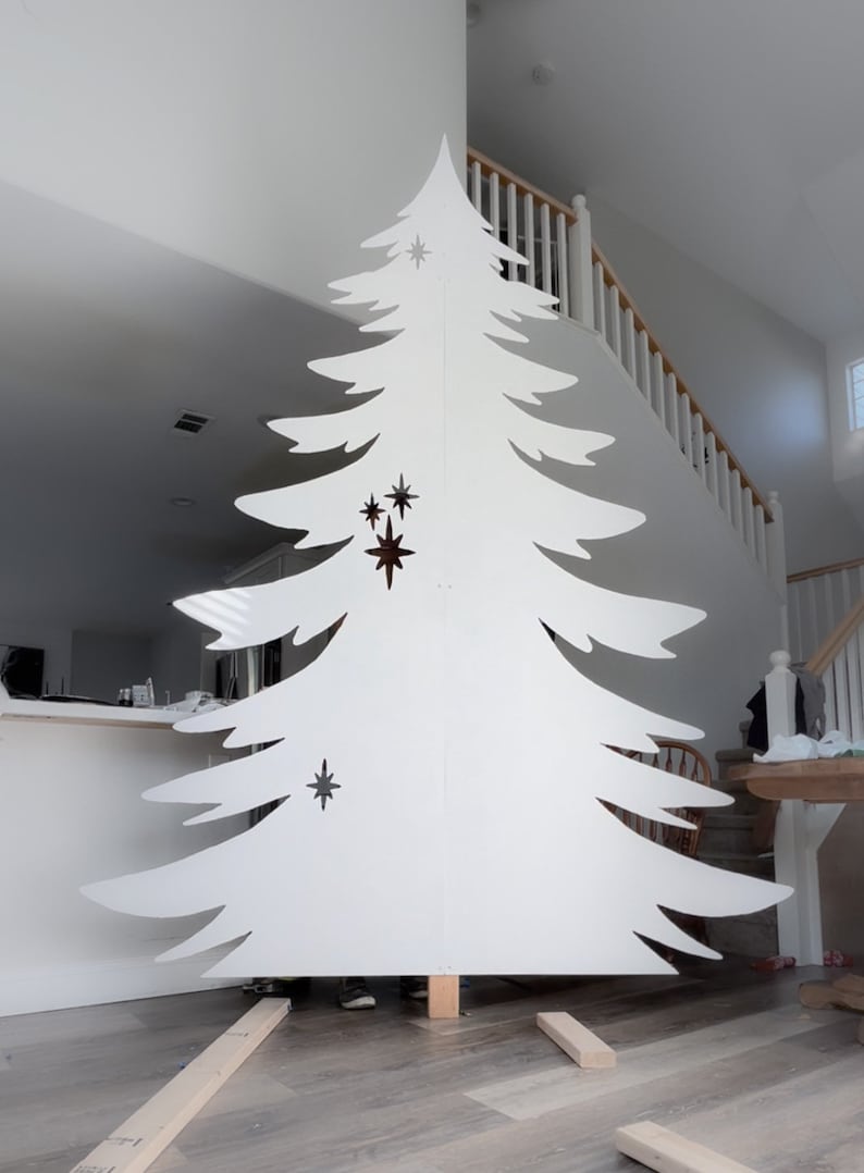 Modèle de sapin de Noël de 9,2 pieds une fois fabriqué. Trace imprimable et modèles / pochoirs de décoration de silhouette de Noël découpés. PDF image 2