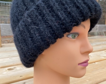 Hand Knitted Thick Black Winter Warm Merino Wool Unisex Beanie, Knitted Accessories, Hand Made Toque, Chunky Hat