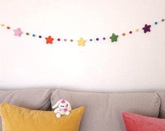 Felt garland * Felt stars * Felt balls * Rainbow colors * Decoration