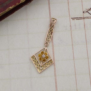 Edwardian 10k Yellow Gold 0.01ct Single Cut Diamond Lavalier Pendant