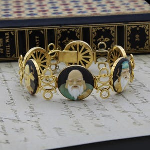 Vintage 18k Yellow Gold Seven Lucky Gods 7in Porcelain Link Bracelet