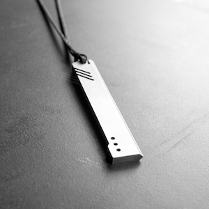 Ciondolo in titanio a lama Type-4O