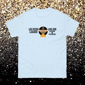 Wie der Vater so der Sohn passendes Shirt - Lustige Geschenkidee zum Vatertag, süßes Familien-T-Shirt für Vater und Sohn, Grafik-Shirt für Väter