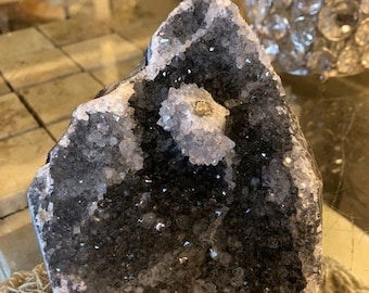 Gray Amethyst, Sparkly Gray, Amethyst, Healing Crystal, Home Decor, Gift (3/23-22)