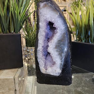 Amethyst, Cave, Cathedral, Amethyst Geode, Healing Crystal, Home Decor, Gift (26)