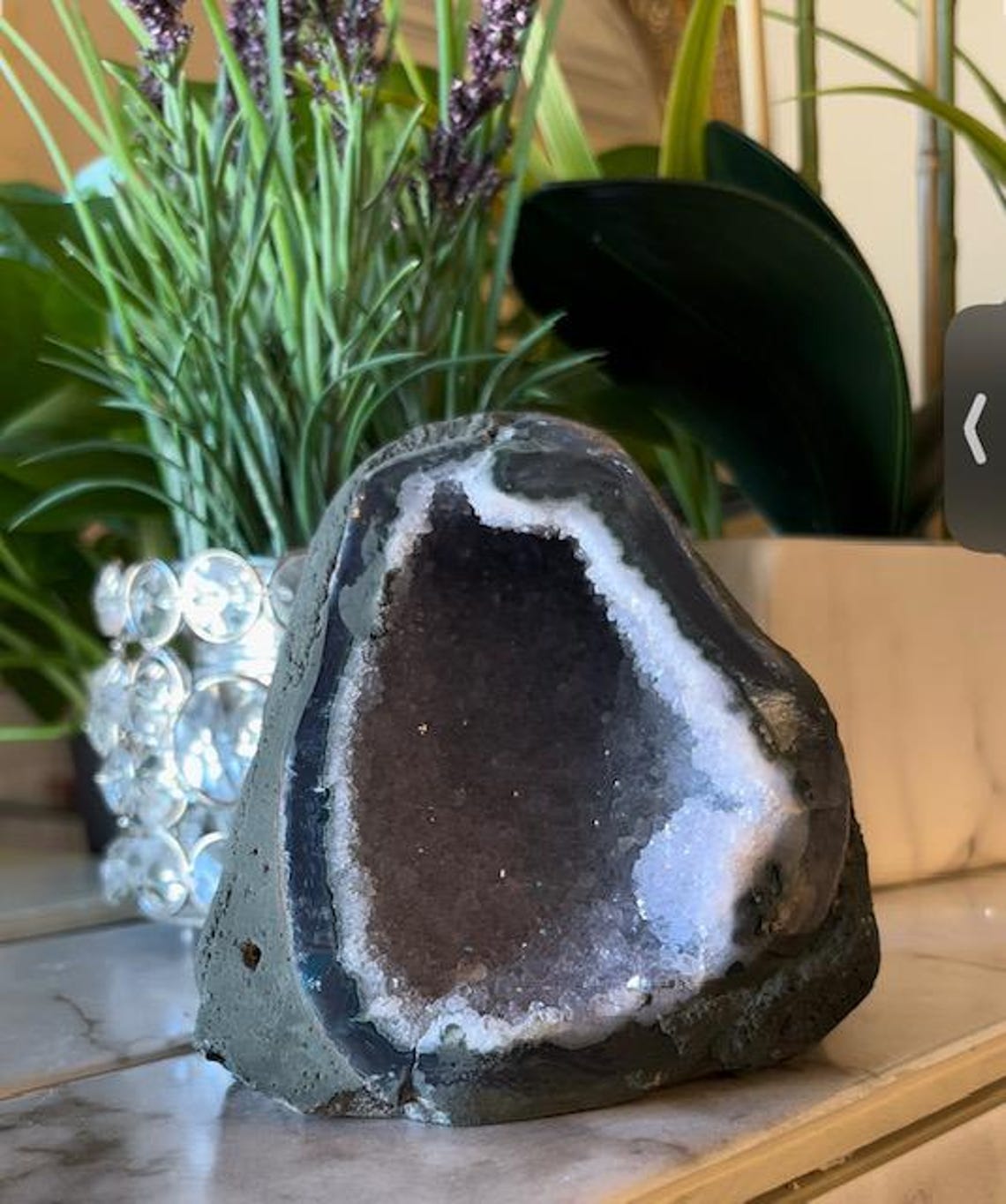 gray-amethyst-amethyst-geode-druzy-geode-healing-crystal-home-decor