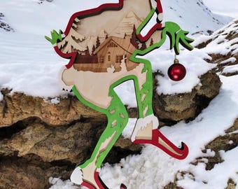 Multilayer Wood Art: Sneaking Santa Holiday Wall Hanging