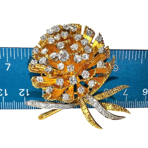 Iconic Mid-20th Century 18K Yellow Gold Flower Br… - image 8