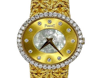 Vintage Ladies Piaget Yellow Gold Diamond Watch w/Mother of Pearl & Diamond Dial