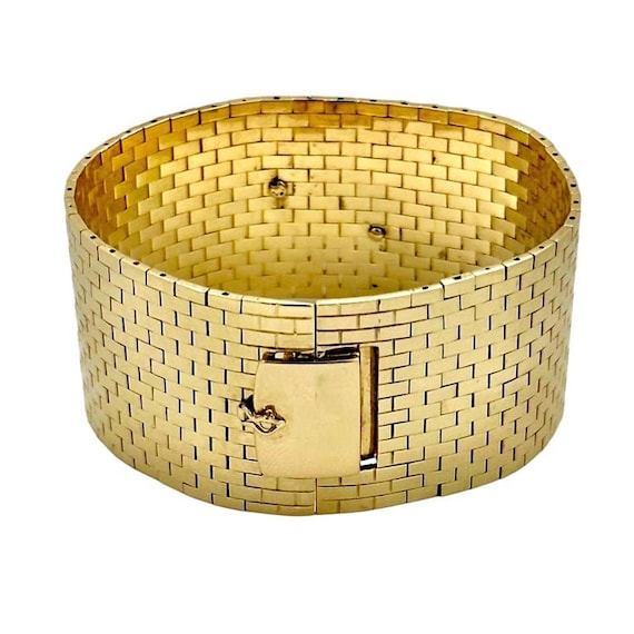 Gig ‘Em Block Bracelet on Gold
