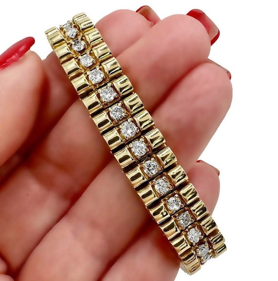 Link Bracelet in 14k Gold and Diamonds - image 8