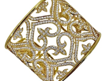 Dramatic 2 Inch Wide 18K Yellow Gold Diamond  Encrusted Cuff Bracelet 15.50ct