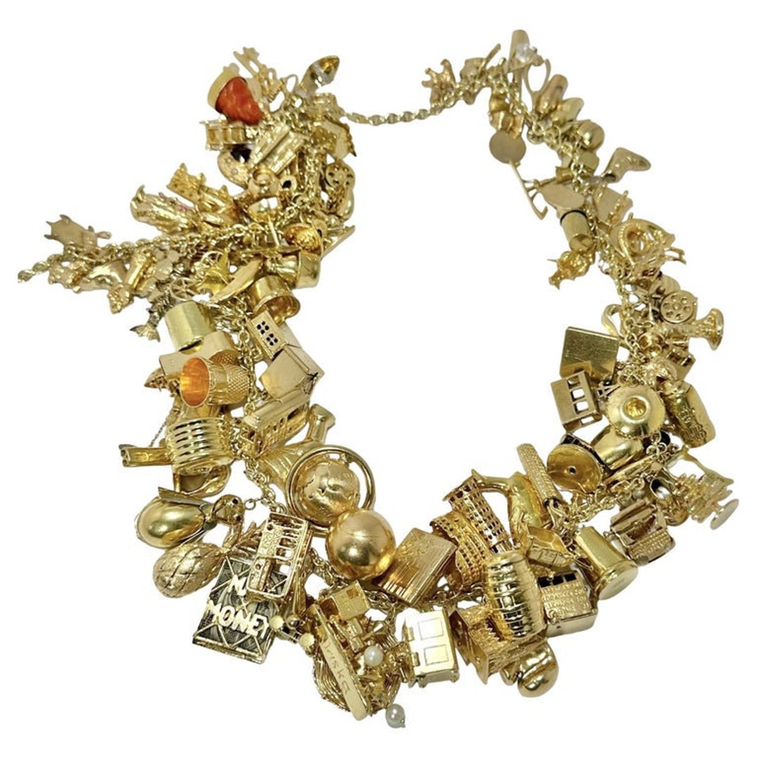  Foto zu Magnificent Mid-20th Century 14k Yellow Gold Charm Necklace - Etsy 