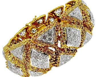 Mid-20th Century 18K Gold Glamour Bracelet with 10Cts of Scintillating Diamonds