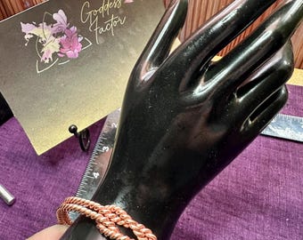 Pulseira rígida de anel tensor de cobre - com nó - Equilíbrio e Harmonia Cubit