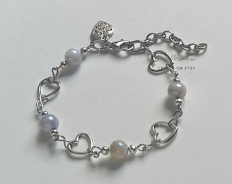 Hearts and Lilac Mother of Pearls Bracelet