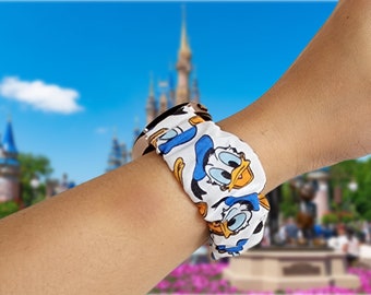 1994 Pedre Limited Edition Donald Duck 60th Birthday Watch  display picture 2