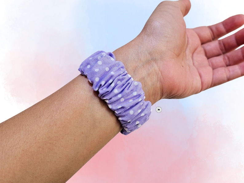 Polkadot Scrunchie Apple Watch Band: Handmade Cotton Fabric 1) Purple