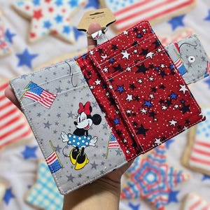 Porte-cartes de crédit en tissu Minnie Mouse patriotique du 4 juillet fait main avec porte-clés Disney
