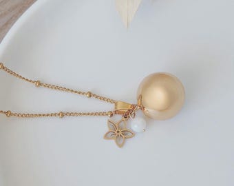 Pregnancy bola - gold - flower - natural stone - crystal healing - pregnancy jewelry - gift for expectant mothers