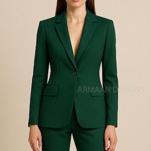 Women Emerald Green Two Piece Suit, Green Prom Suit, Slim Fit trousers, Green Pantsuit, Brides Wedding Suit, Office Suit, Custom Suit.