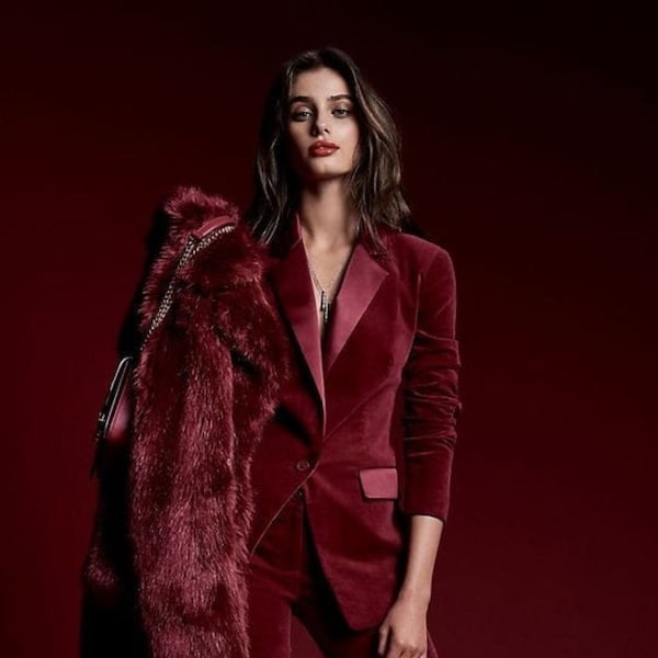 Radish maroon two piece suit with contrast satin lapel/radish maroon//two piece suit/top/Womens suit/Womens Suit Set/Wedding suit.