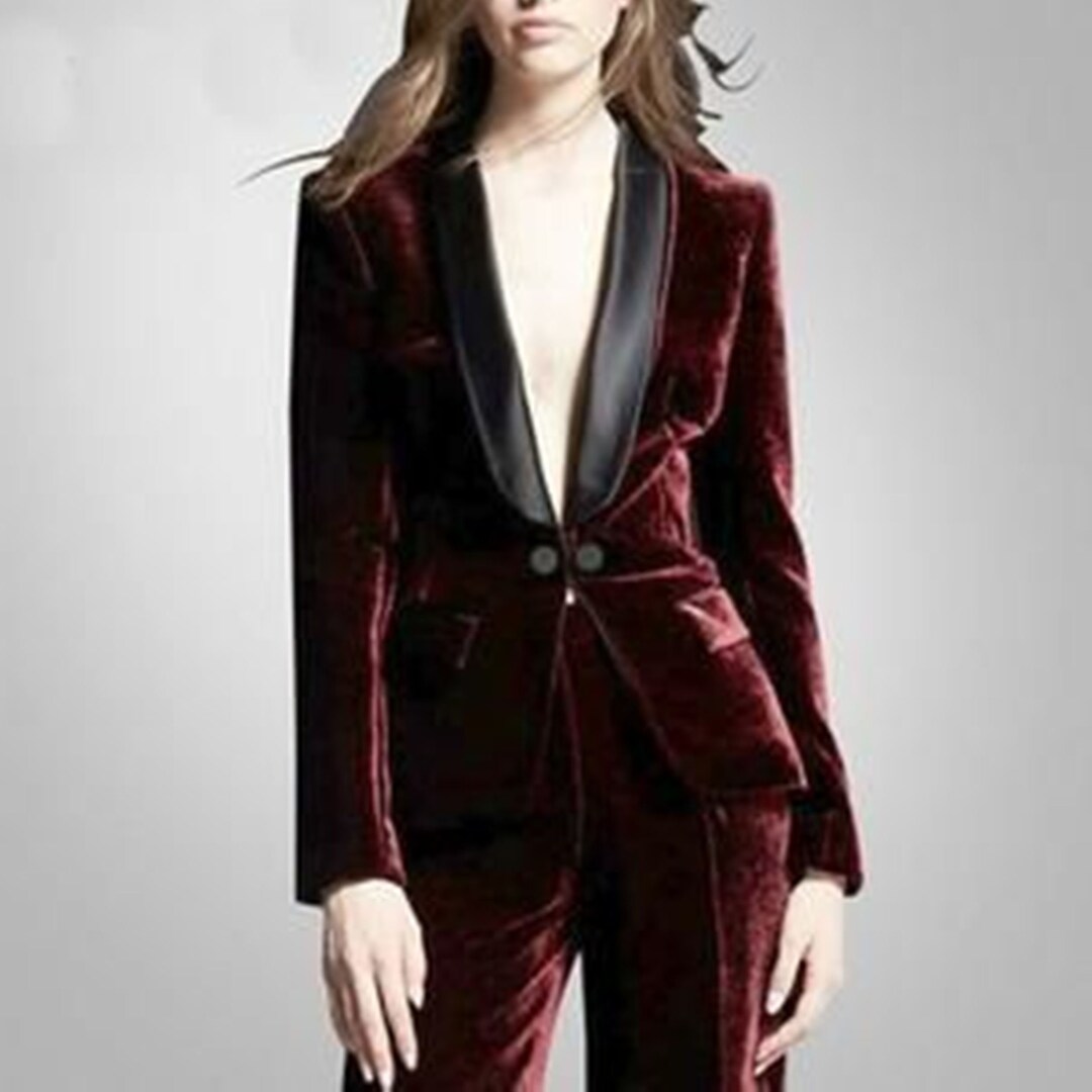 Buy TOUCH OF FEMININITY BURGUNDY NIGHT SUIT for Women Online in India
