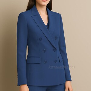Women’s klein Blue Double Breasted Pantsuit, Women Blue Suit, Premium Blue Blazer, Double-Breasted Custom Suit, Blue Suit, Women Custom Suit